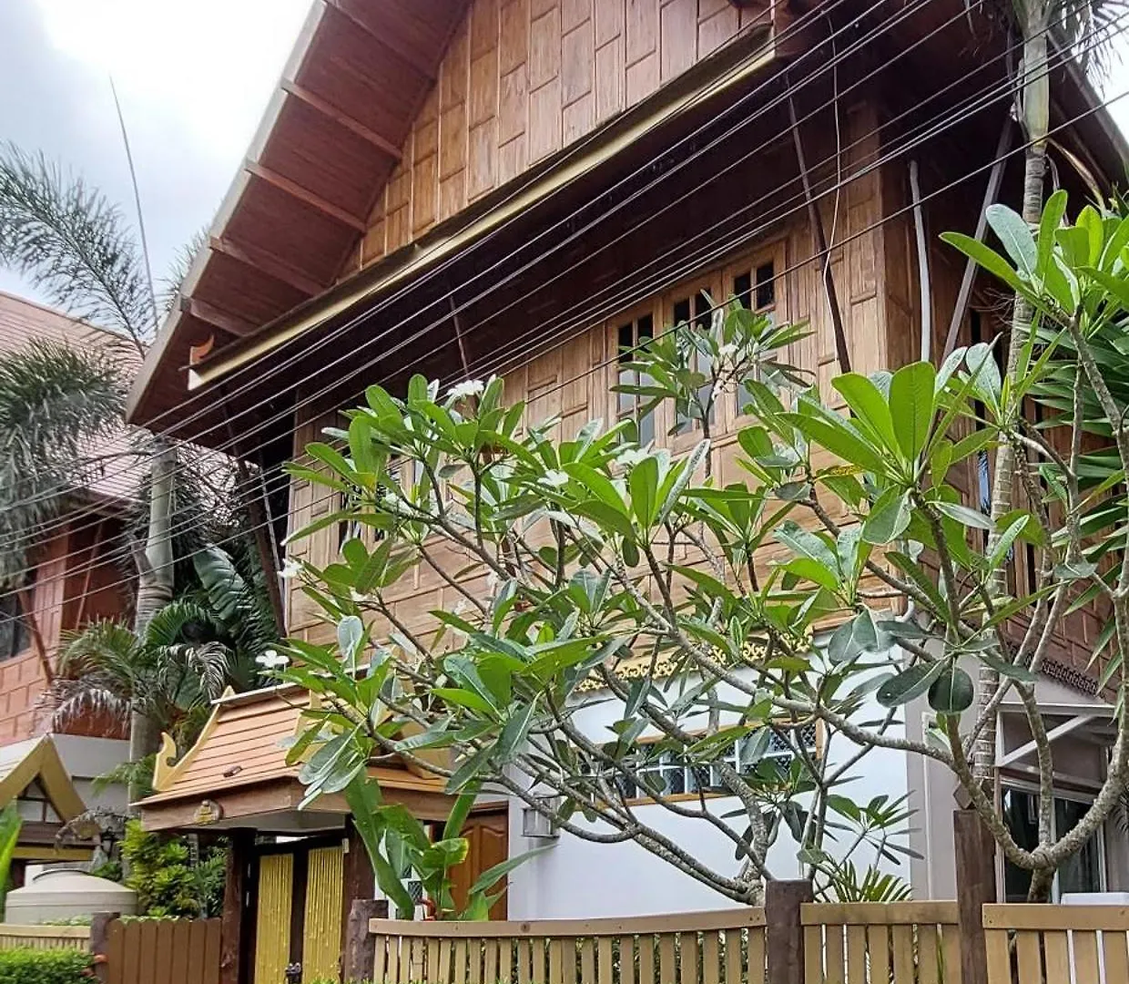 Villa Ayutthaya At Kantiang Bay Ko Lanta