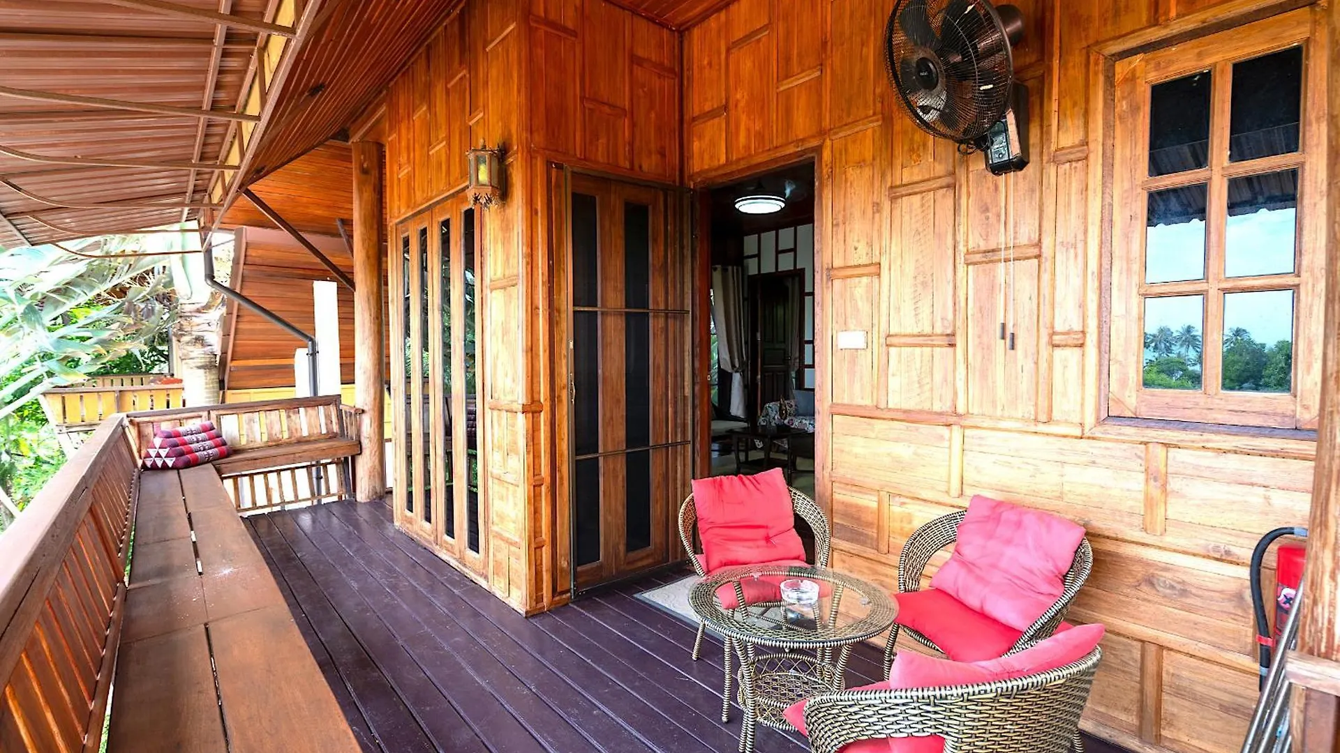Villa Ayutthaya At Kantiang Bay Ko Lanta